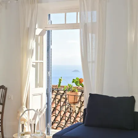 Cherry's Case de vacanță Glossa